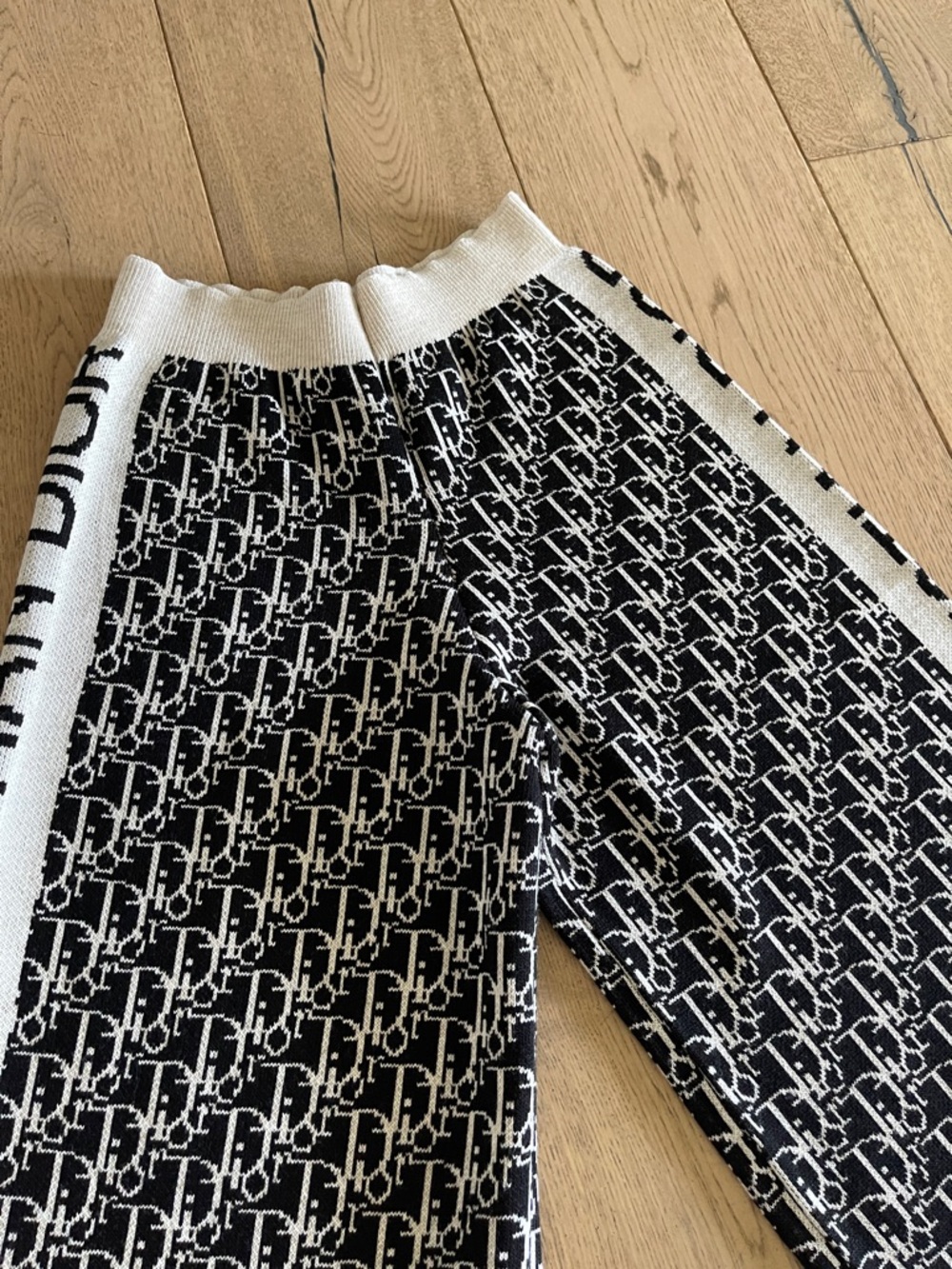 Christian Dior Monogram pants - Picture 7 of 11
